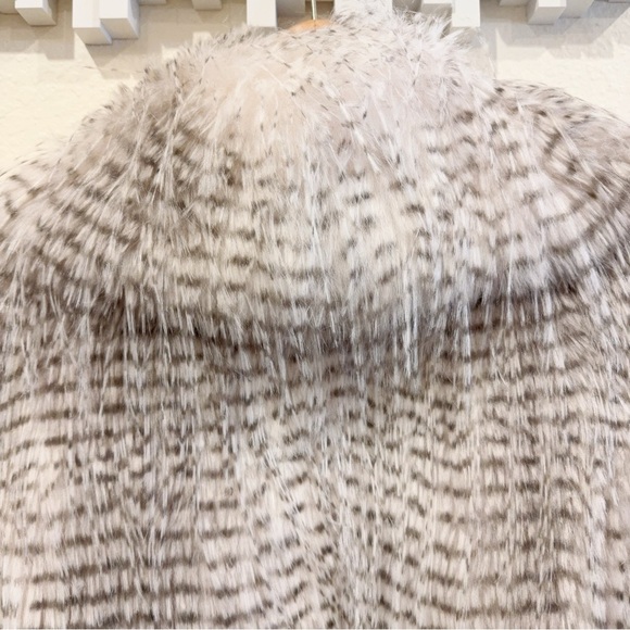 Elliatt Tansy Coat in Grey NWT Size Small - Picture 12 of 13